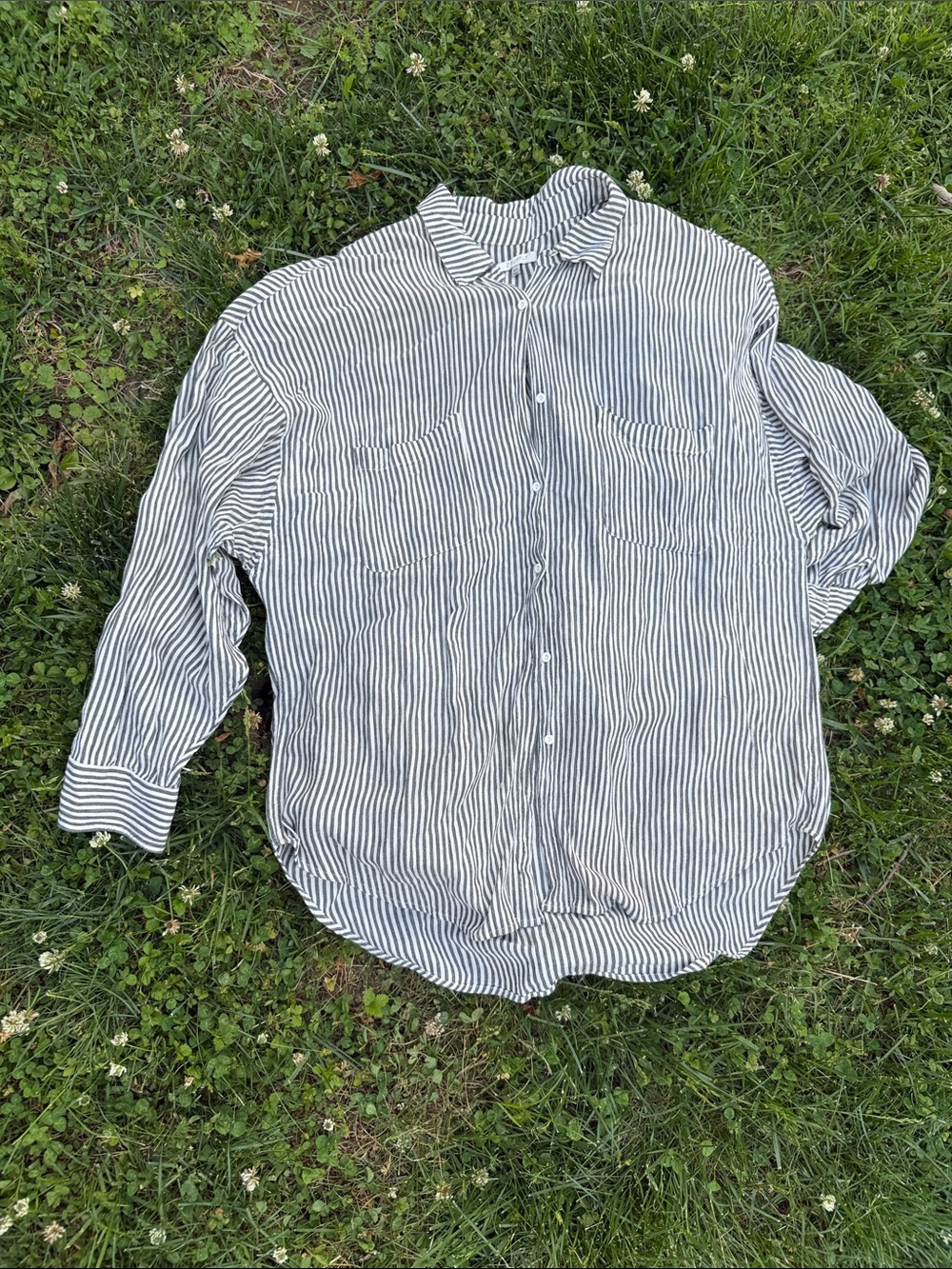Z Supply Black & White Vertical Stripe Casual Button-Down Shirt